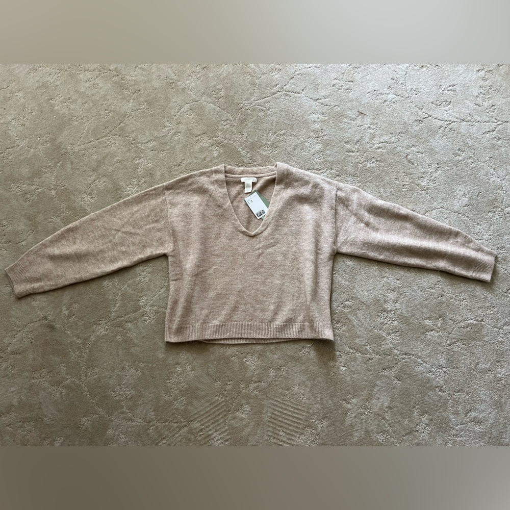 H&M Tan V-Neck Sweater with Long Sleeves and Soft Texture